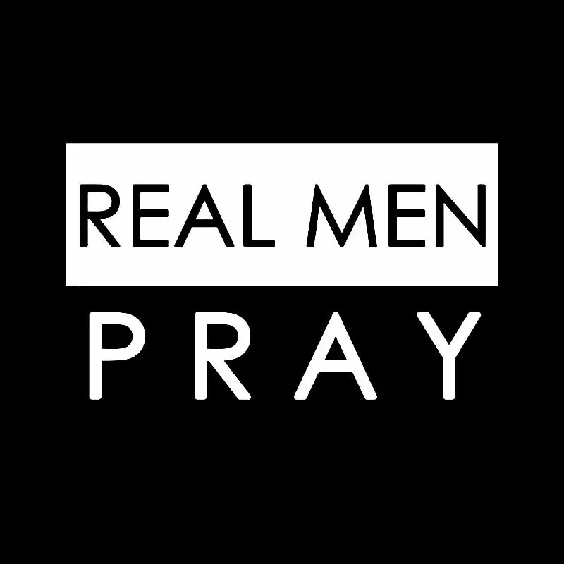 YJZT 13.6CM*8.2CM REAL MEN PRAY Jesus Christian Vinyl Decal Car Sticker Black/Silver C3-1439