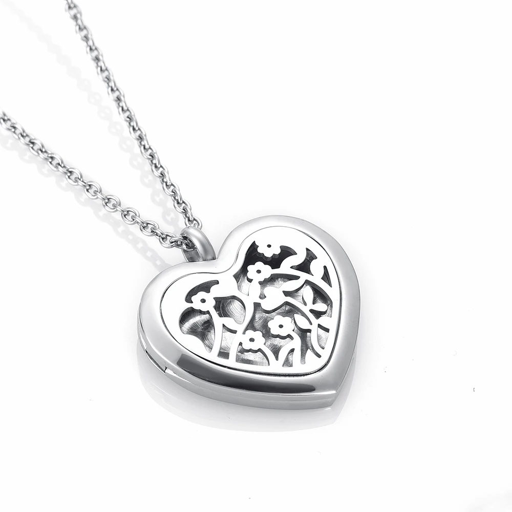 CMP0181  Allergy Free Heart Fragrance Diffuser Jewelry Stainless Steel Perfume Locket  Essential Oil Diffuser Locket Necklace