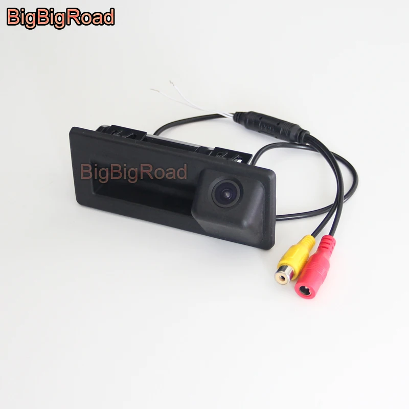 

BigBigRoad Car Rear View Camera For Skoda Octavia MK3 A7 5E 2015 2016 2017 2018 2019 Superb MK3 Wireless Reversing Camera