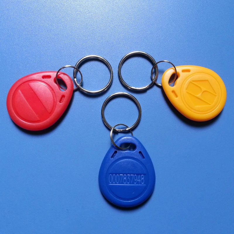 

100pcs/Lot waterproof RFID Proximity Rfid Tag Key Rings 125Khz Smart Card Rfid Id Card Blue Yellow Red