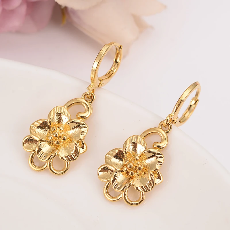 Bangrui Ethiopian Gold Color Big Flower Set Women Girls Jewelry Pendant Chain Earrings African Bride Wedding Flower Bijoux Gift