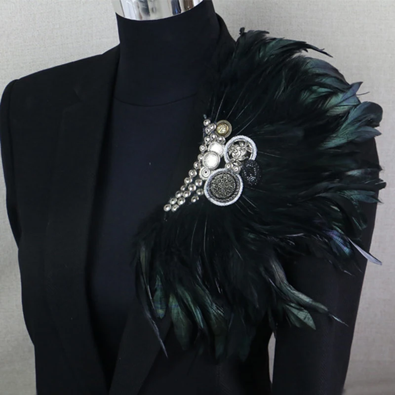 Boutonniere Clips Collar Brooch Pin Wedding Bussiness Suits Banquet Brooch Black Feather Anchor Flower Corsage Party Bar Singer