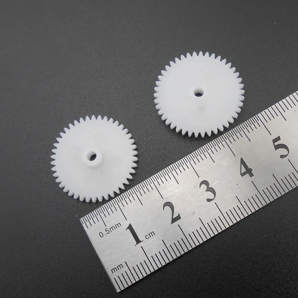 1000PCS/LOT 0.5M 42T 2.5A Plastic Spur Gear 0.5 Modulus T=42 Aperture: 2.5mm 2.45MM Tight Fitting 42 Teeth 4MMX22MM Gears *FD859