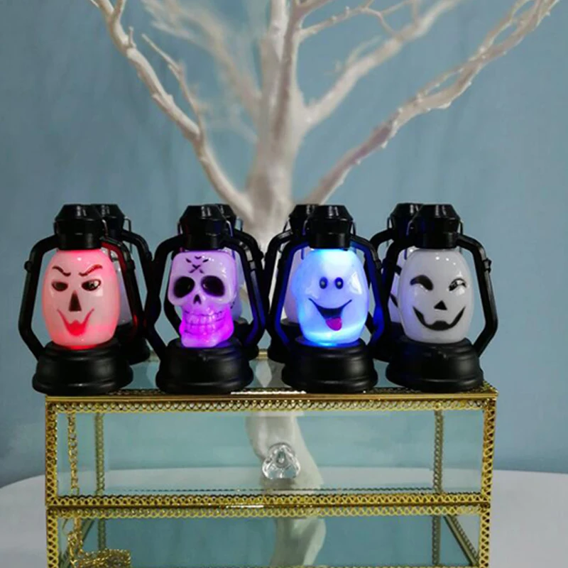 Halloween Gradient Flashing Lantern Skeleton Head Night Light Decorative Witch Light Handheld Home Halloween led Party Supplies