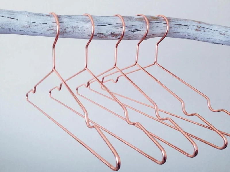 

50pcs The new Fashion Rose Gold Hangers For Clothes Antiskid Drying Storage Organizer Rack Adult And Children Hanger