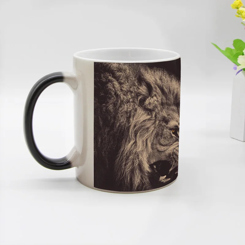 Divertente novità tazze da caffè che cambiano colore in ceramica animale leone, tazza da tè magica, regalo sorpreso, 330ML