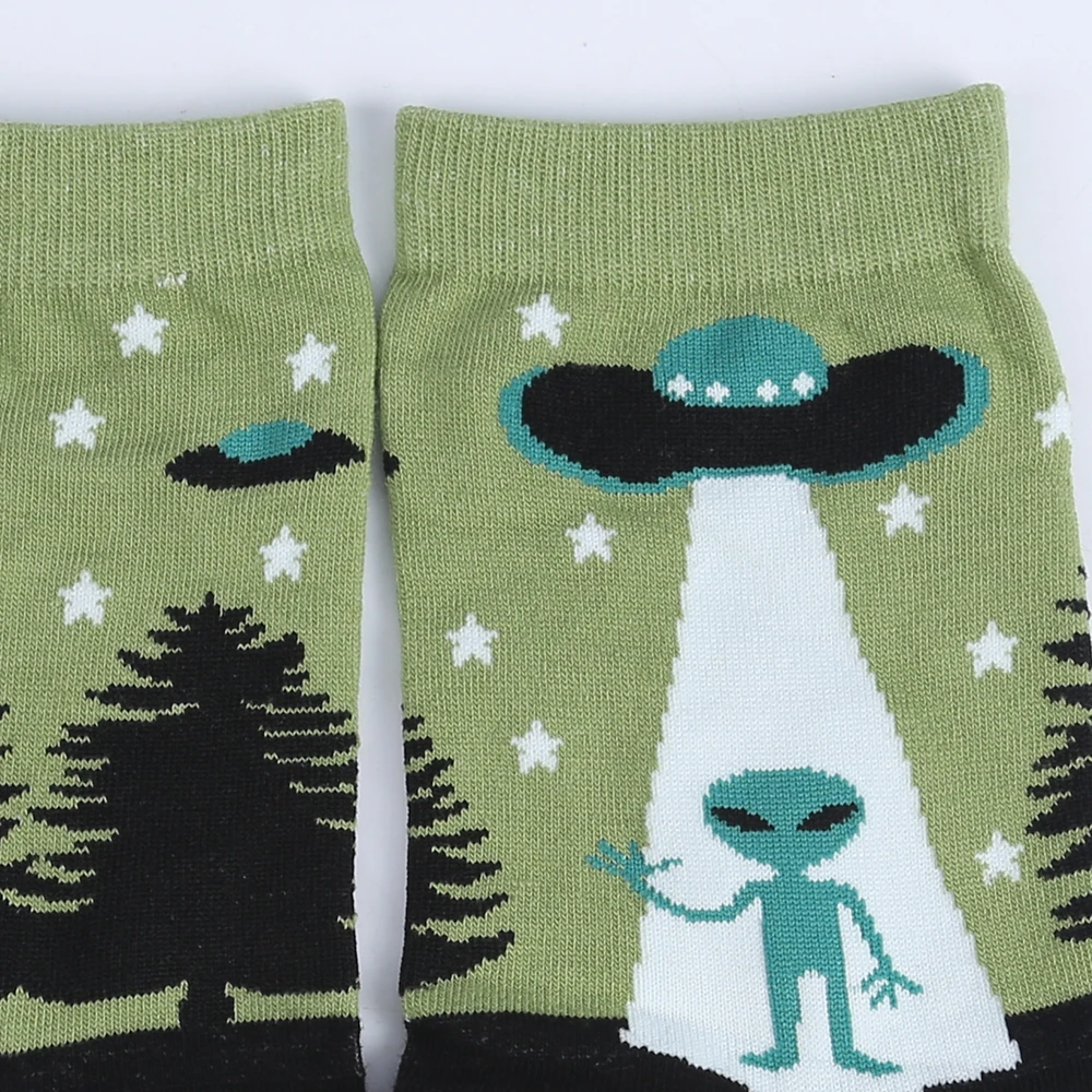 Modeager Brand Cartoon Cute Novelty UFO Alien Female Women Socks 75% Combed Cotton high quality Women Funny Socks