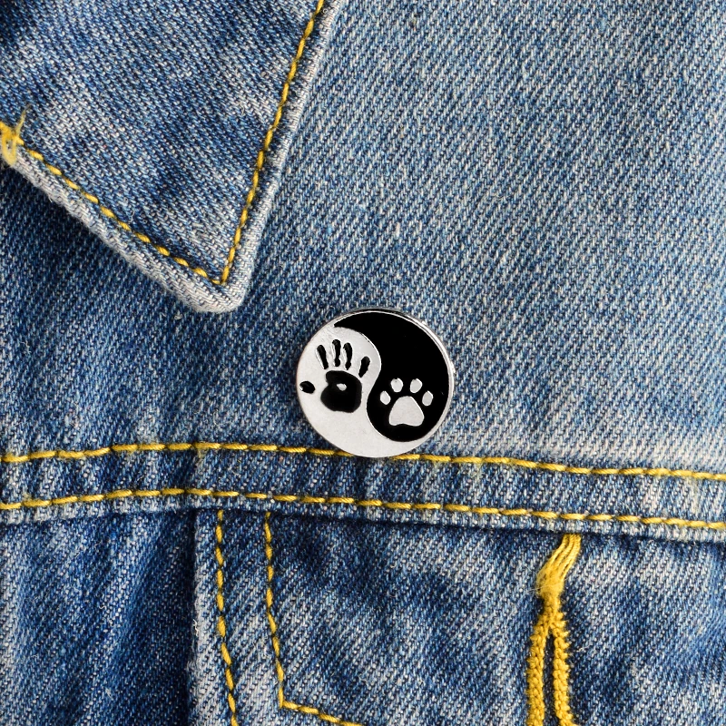 

Human print and pet paw pins and brooches Taiji Yin Yang brooch Badges Pinback Lapel pins Pet Memorial Jewelry