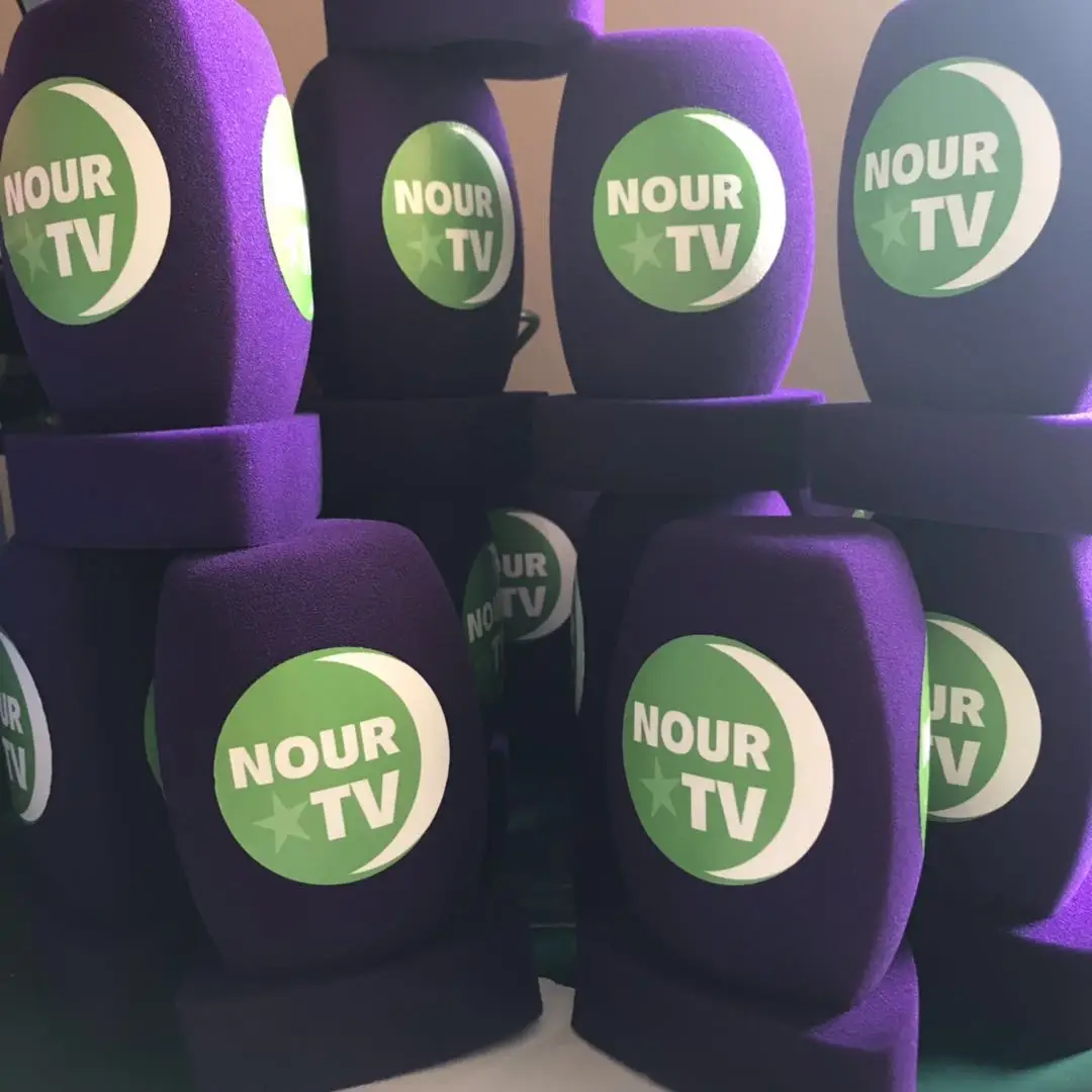 Linhuipad الطباعة شعار مثلث الأرجواني مقابلة ميكروفون الزجاج المحمولة الزجاج الأمامي داخل القطر: 4 سنتيمتر (حوالي. 1.57 ")