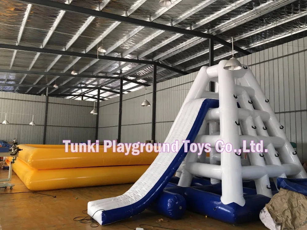 

New Giant Inflatable Floating Water Slide For Water Games