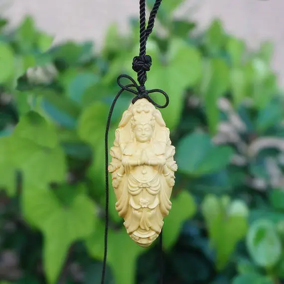 1pcs 55X25mm Natural Boxwood Beads Carved Thousand Armed Guan Yin Wooden Pendant Loose Mala Space Beads Finding DIY Jewelry