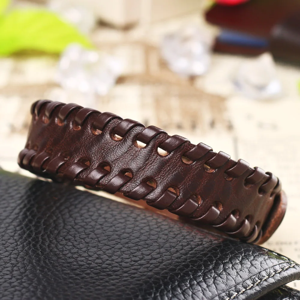 2024 Trend Personalized Jewelry Vintage Long Section Brown Leather Bracelets For Women Simple Cuff Weave Belt Buckle Bracelet