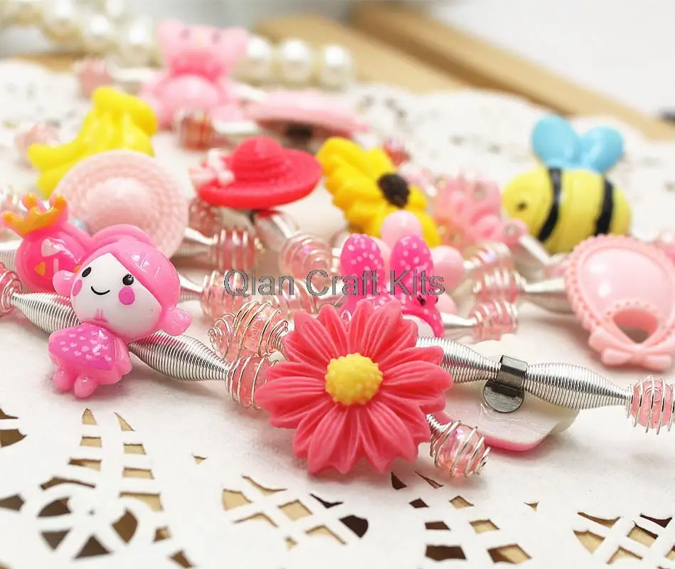 50pcs mixed designs mixed colors kawaii doll bow stretch hair clip bendible spring firm grip for kids  w/ free gift box