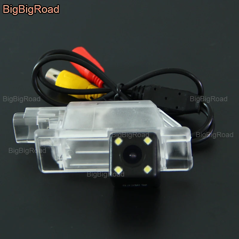 

BigBigRoad Car Intelligent Track Rear View Reverse Parking Camera Connect to Original Screen For Peugeot 408 2015 2016 2017