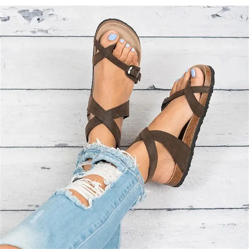 Summer Women Thong Sandals Gladiator Cross Ankle Strap Sandals Platform Metal Buckle Flats Ladies Beach Shoes Plus Size