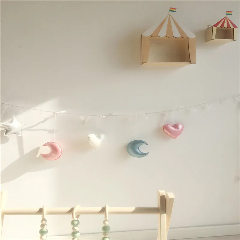 Nodic Style Moon/Star/Heart Baby Room Handmade Hanging Wall Decorations Simple Christmas Wall Ornament Best Gifts Home Decor