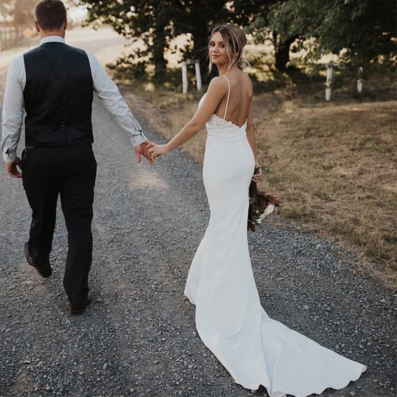 Sexy Sirena Abiti Da Sposa Spaghetti Cinghie Con Scollo A V di Raso Appliques Senza Maniche Vestidos De Noivas Backless Abiti Da Sposa 2019