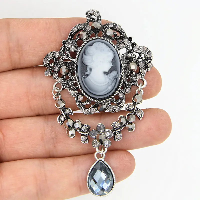 Retail! Stunning Austrian Crystals Vintage Trendy Elegant Victorian Queen Cameo Brooch Fashion Women Scarf Pin