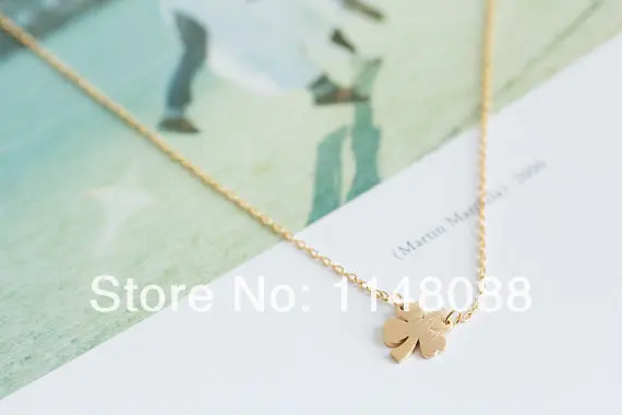 Fashion hotting sale  Gold exquisite  four-leaf clove pendant necklace for girlfriend women lovers' gift