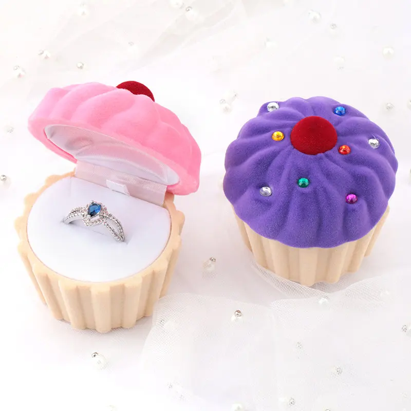 1 piece lovely Velvet jewelry box wedding ring box cake gift box Necklace Ring Case Earring Holder for jewelry display 2 colors