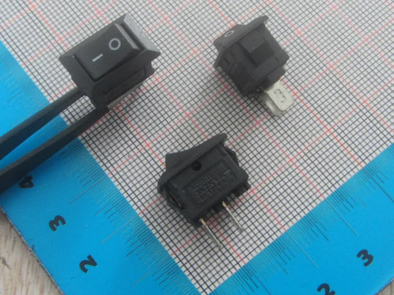 Free ship 100pc quality Rocker Switch boat type switch 117S 2-Pin 2 files 250VAC/3A ON-OFF Black Plastic Connectors 8.5*13.5MM