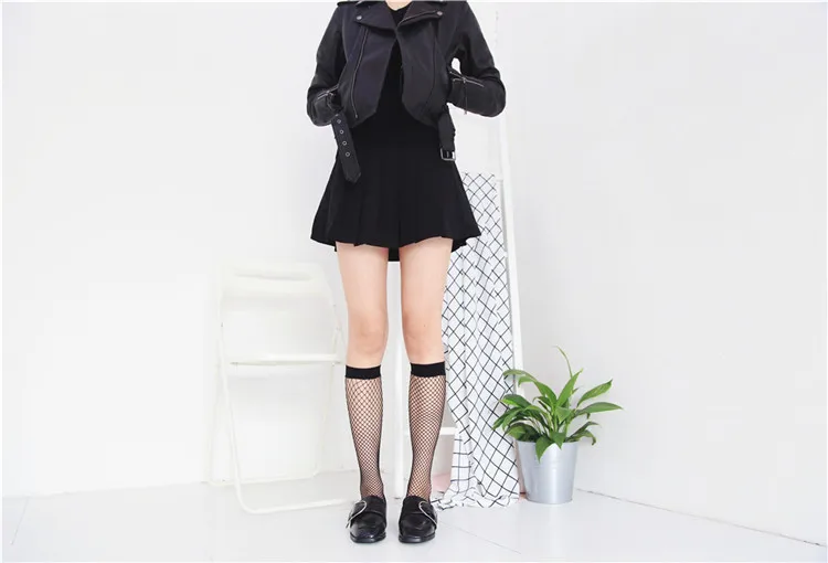 Summer Women Sexy Grid  Short Fishnet Hollow Lattice Geometry Black Breathable Net stockings Female 1pair=2pcs tt099