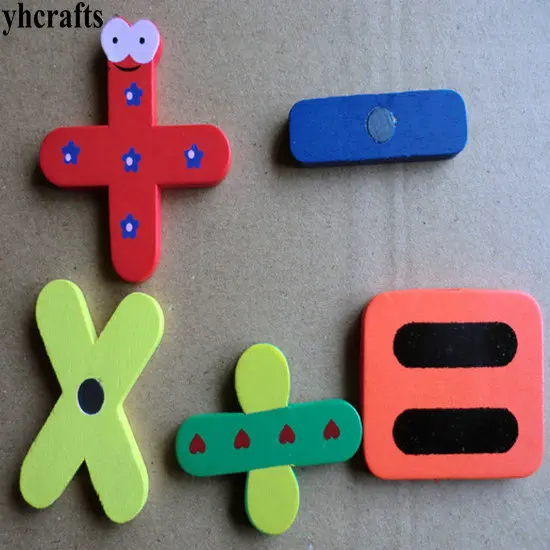 5PCS/LOT.Math symbol wood fridge magnet Early learning educational toys Math learning Teach your own Kindergarten training aid