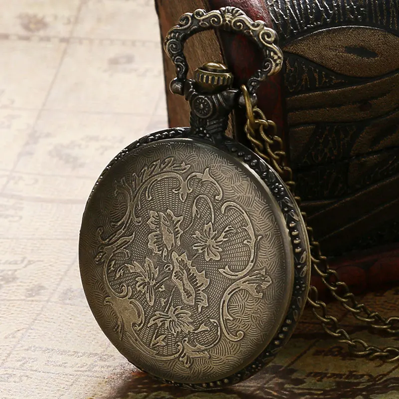 Bronze Vintage Pocket Watches Pendant Hollow Chinese Zodiac Snake Quartz Pocket Watch Necklace Retro Clock Gift for Children