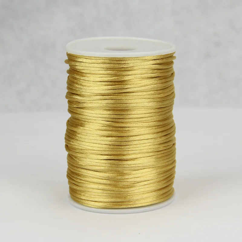 Nieuwe 2,5 mm 100 yard Chinese knoopkoord 24 kleuren Rattail satijn gevlochten string sieraden bevindingen kralen touw voor DIY mode ambacht