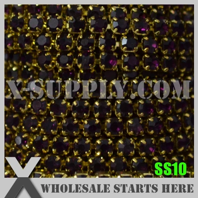 SS10 Single Row CLOSE Rhinestone Cup Chain, Amethyst Rhinestone in Gold Chain X11110