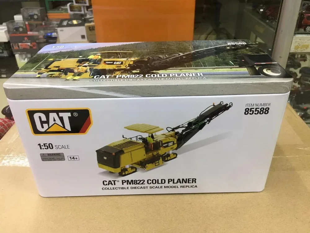 Diecast Masters 1/50 Caterpillar Cat PM822 Cold Planer Diecast Models #85588