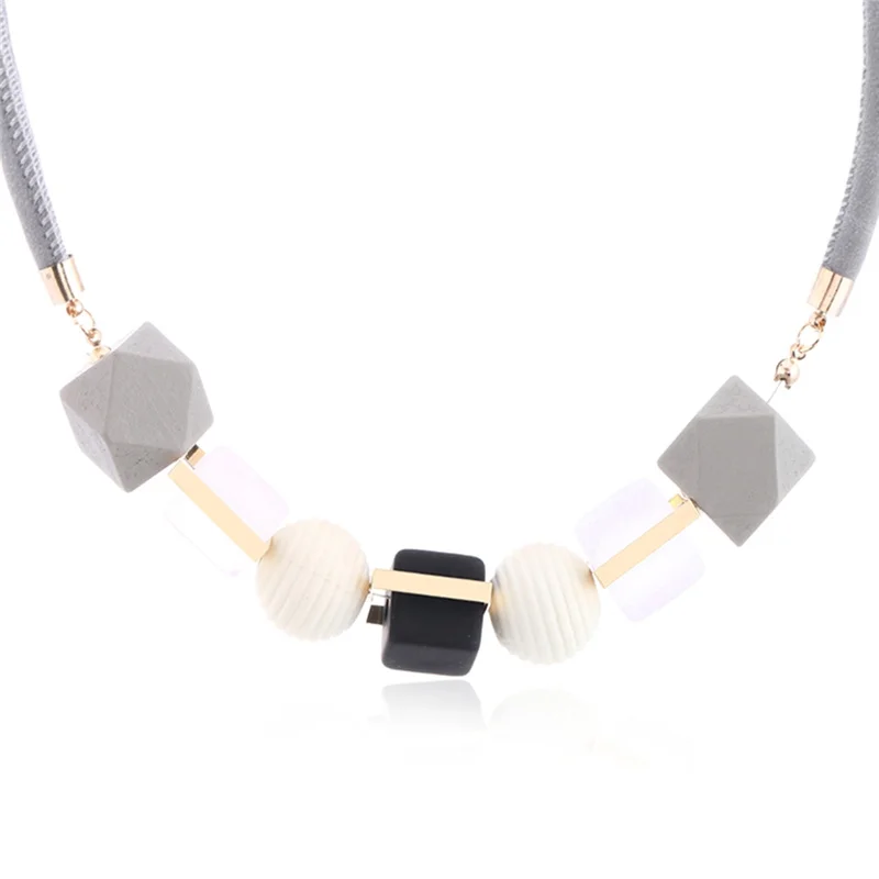 Colored Wood Round Beaded Pendant Necklace Trendy Sweater Chain Geometric Jewelry Accessories for Women цепочка
