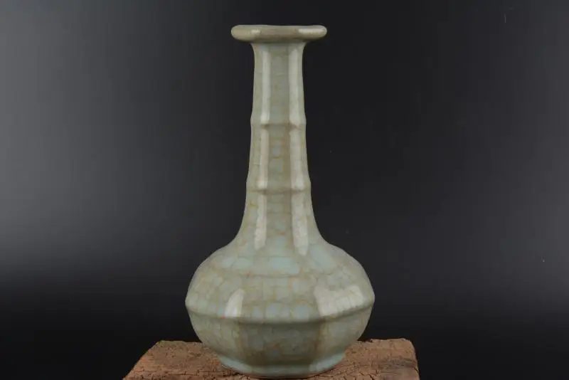 

Antique SongDynasty porcelain vase,RU kiln ,Fish scale glaze,Home Decoration collection & adornment