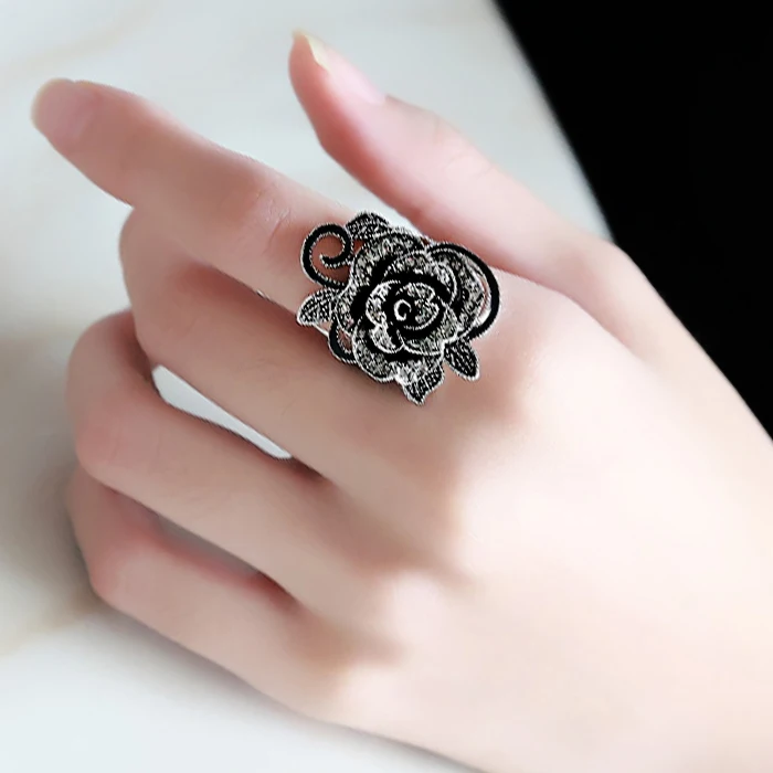 Ajojewel #7-10 Black Rose Flower Big Vintage Rings For Women Unique Retro Crystal Rhinestone Jewelry Luxury Gift