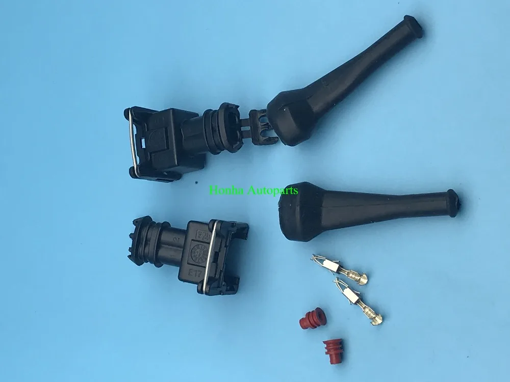 

TYCO AMP Junior Power Timer 2 Way Fuel Injector Connector for Bosch EV1 connector with rubbber boot