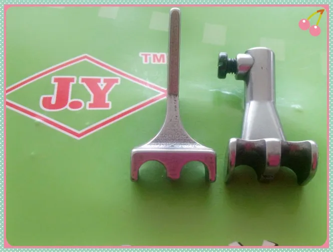 1 SET PFAFF 145,335, 245,545,1245 DOUBLE WELT CORDING PIPING FOOT sIZE 1/4\