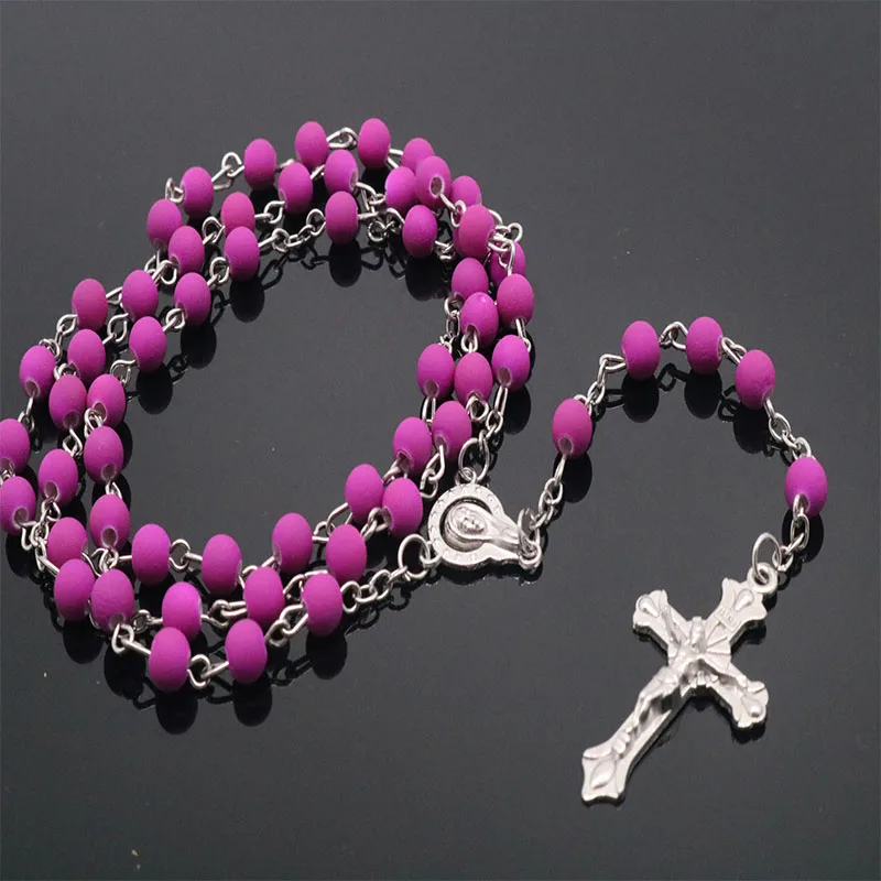 New Charm 6mm Purple Rosary Plastic Beads Long Chain DIY Ladies Necklace Jesus Christ Cross Pendant Fashion Necklace Jewelry