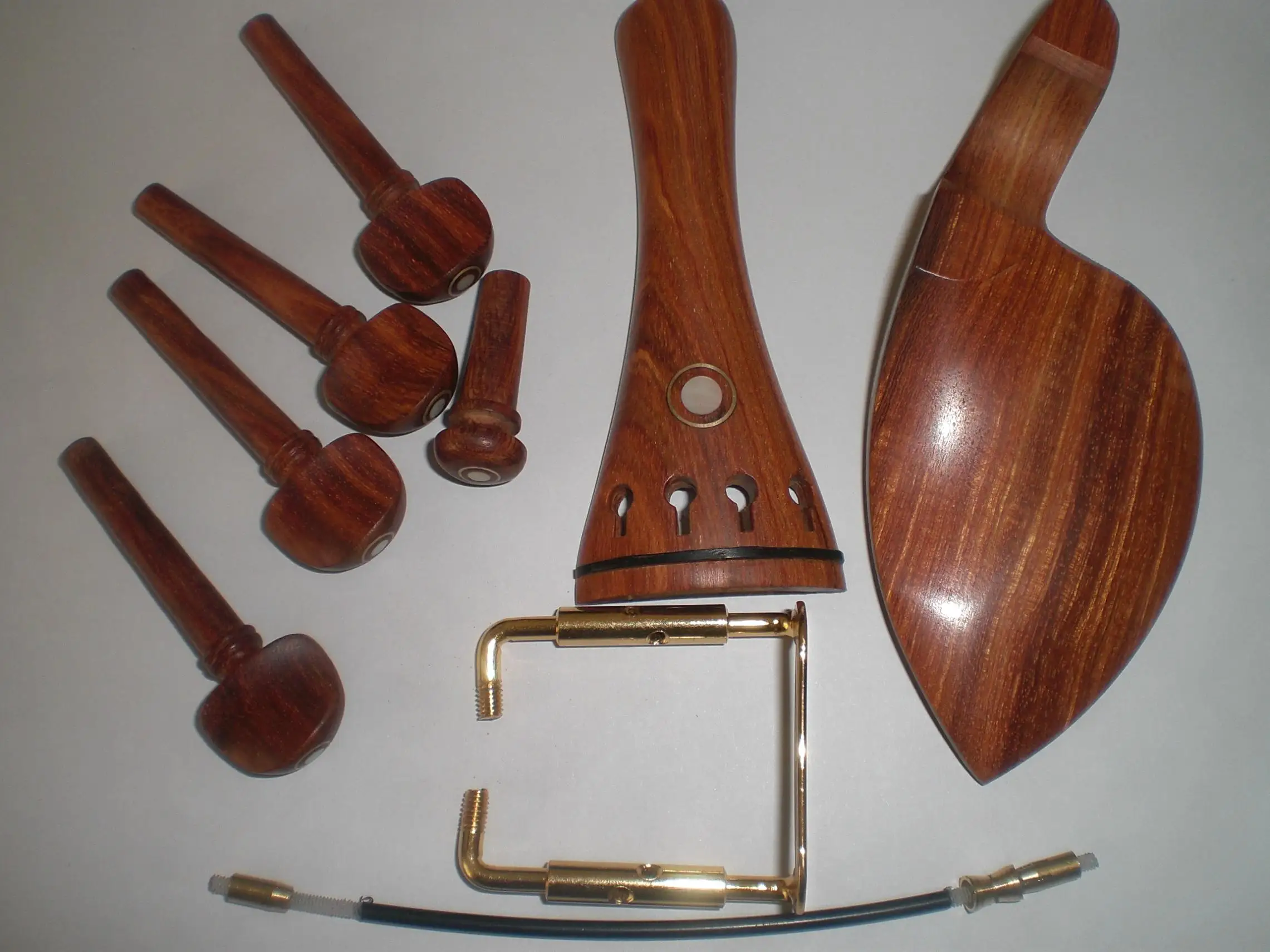 

1 Set Quality Rose Wood Violin Fitting with Chin Rest Clamp and Nylon Tail Gut From 1/4 1/2 3/4 4/4 size