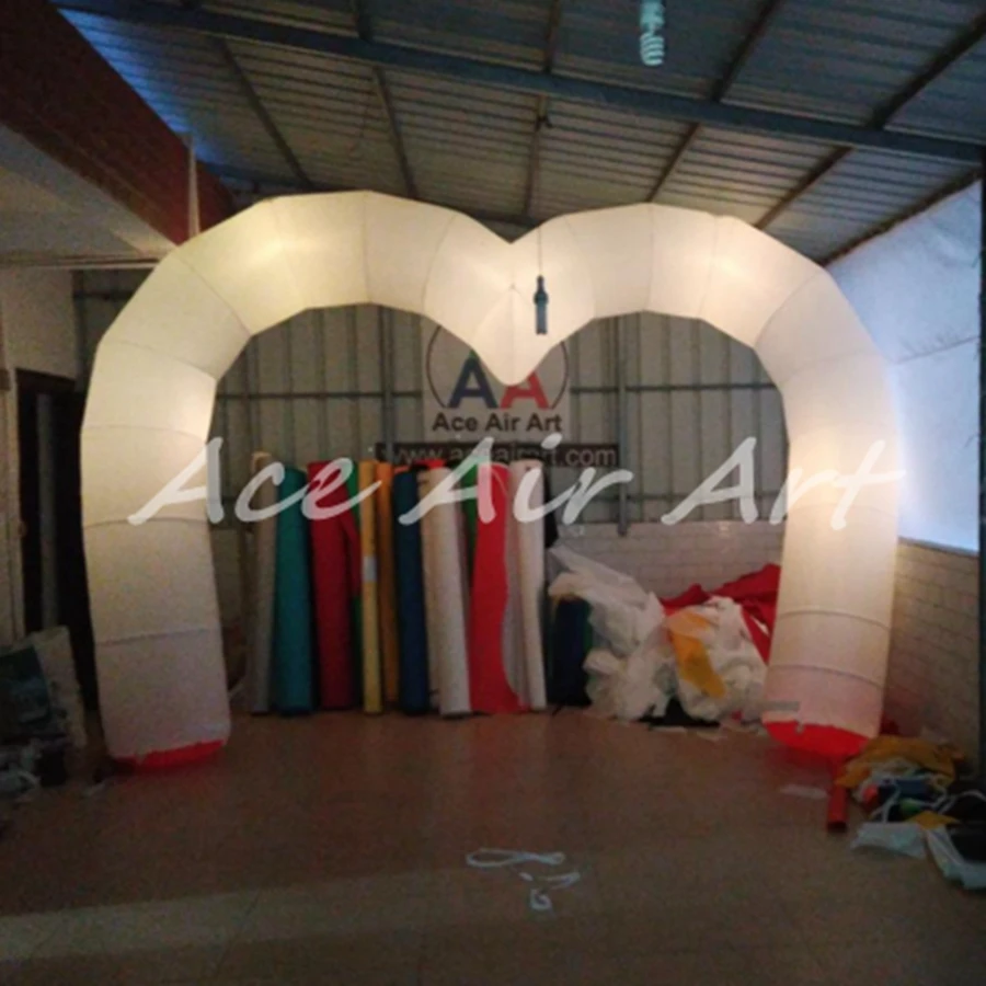 Potable Valentines Decoration Inflatable Love Shape Lighting Arch Gate Heart Arch with Colorful LED Light for Wedding Events