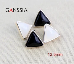 30pcs/lot Size:12.5mm Triangle Shirt Buttons Black and White DIY Clothing Accessories Resin Buttons for Sewing Garment (ss-95)