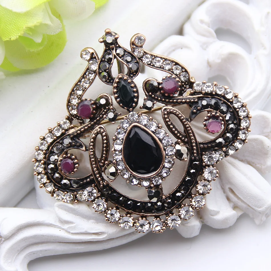 Hollow Flower Brooch For Women  Jewelry Multicolor Resin Turkish Brooches Broches Antique Gold Color Ladies Banqust Pins Gift