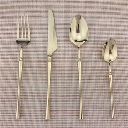 새로운 고급 럭셔리 반짝 이는 샴페인 골드 칼 붙이 세트 스테인레스 스틸 식기 세트 저녁 식사 스테이크 나이프 포크 티스푼 블루