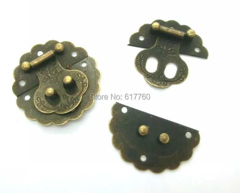 Free Shipping-10 Sets Box Lock, Case Lock, Wooden Box Lock Antique Bronze Pattern Carved 6 Holes 4cm x 4cm(1 5/8