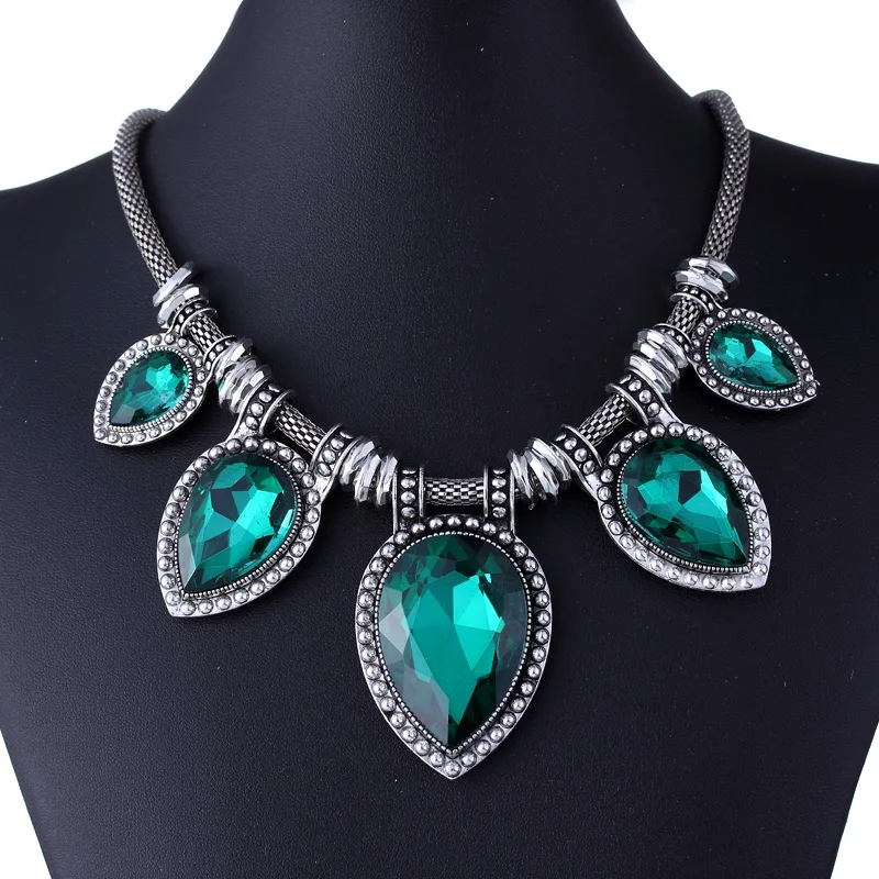 Luxury Vintage Women Choker Necklace Big Crystal Jewelry Silver Color Chain Boho Chunky Statement Maxi Necklaces Collier Femme