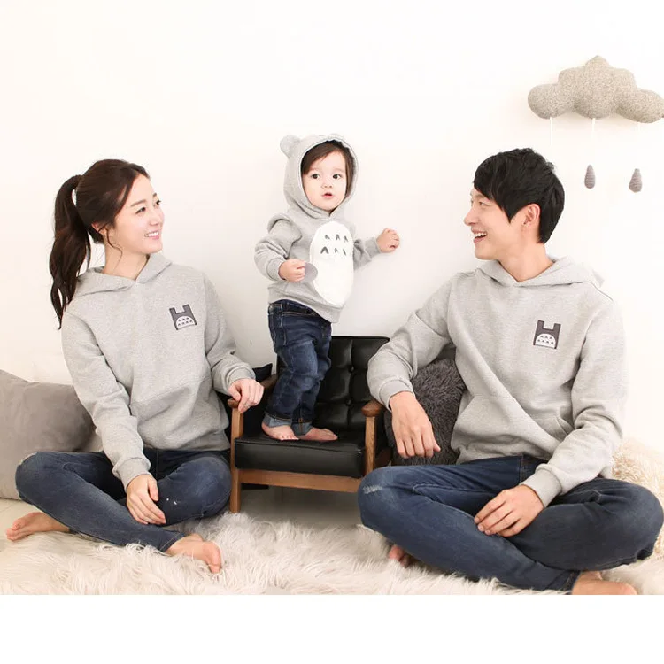 Family Matching Clothes Autumn New Cartoon Printed Family Hoodies Look Long Sleeved Hooded Sweater Three Family Outfit