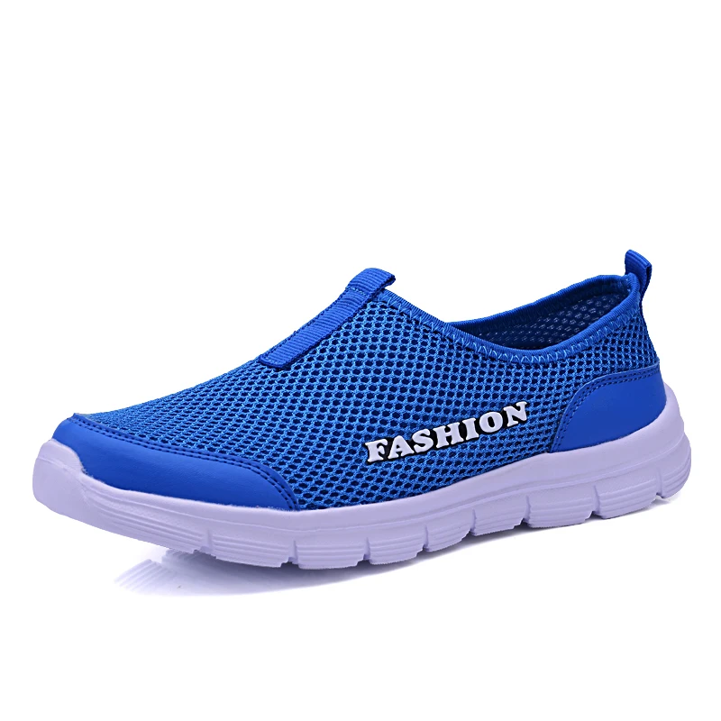 Summer Men Casual Shoes 2019 New Men Flat Sneakers Plus Size 36-46 Mesh Lightweight Breathable Water Slip-on Shoes Mens Loafers