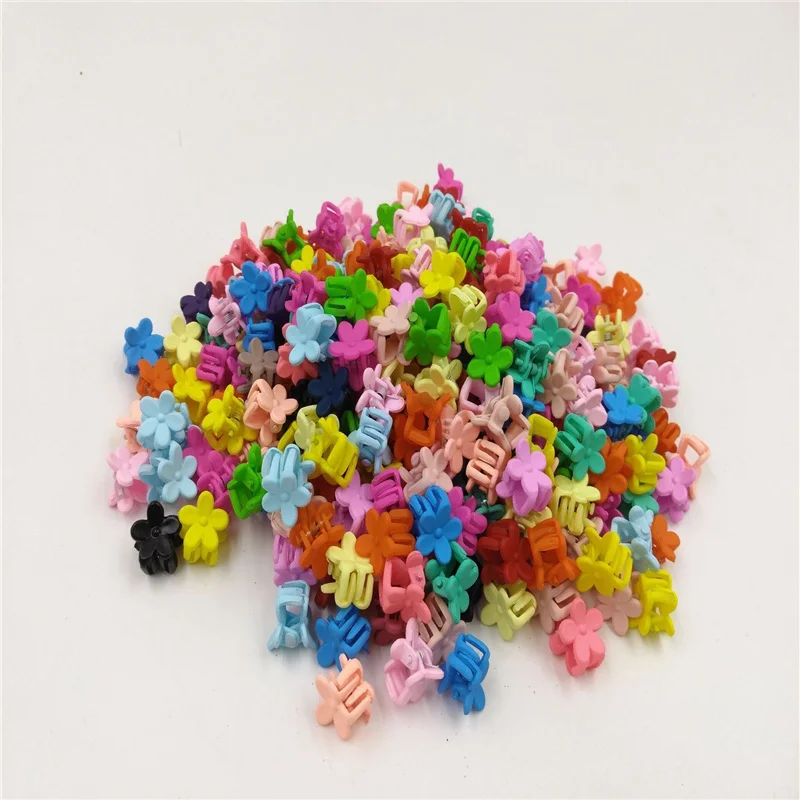 50Pcs/Lot Children Flower Mini Hair Claws Pretty Hairclips Cute Accessory Kids Hair Clips Candy Color New Girls Hair Accessories