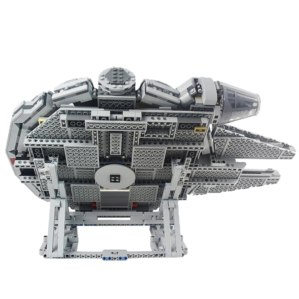 MOC TECHNICAL Millennium Falcon Toy Présentoir vertical, Compatible avec 05007 et 75105 UlOscar Collector's Model