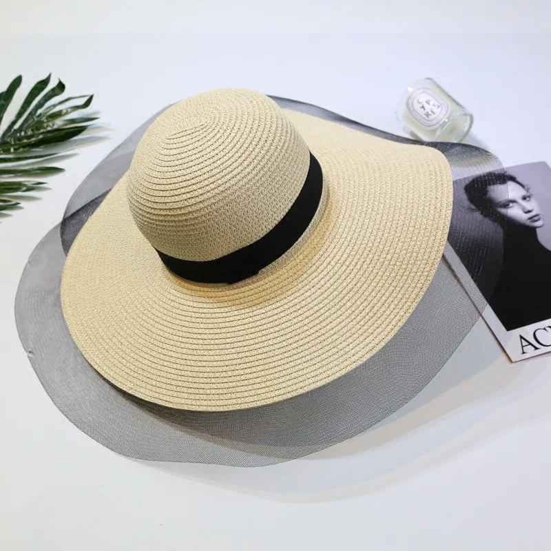 

White Wide Brim Straw Hat Female Summer Sunscreen Shade Hats Women Korean Version Seaside Beach Holiday Fashion Cool Cap H179