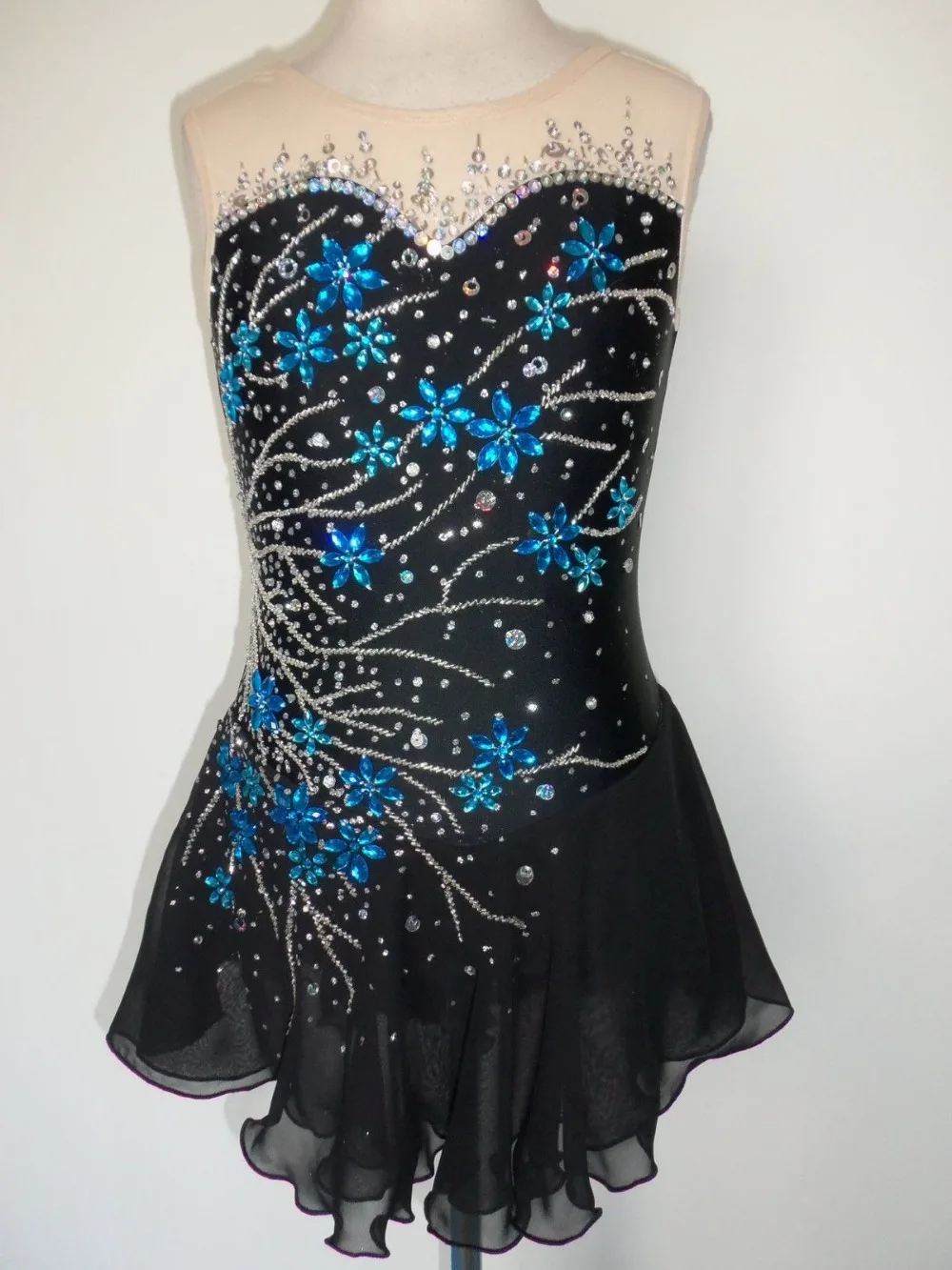 

Custom Adult Figure Ice Skating Dresses With Spandex Graceful New Brand Figure Skating Dress For Competition DR2748